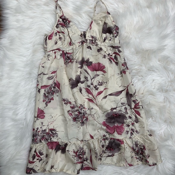Forever 21 Dresses & Skirts - NWT Forever 21 Floral Slip Silk Dress Sz Small